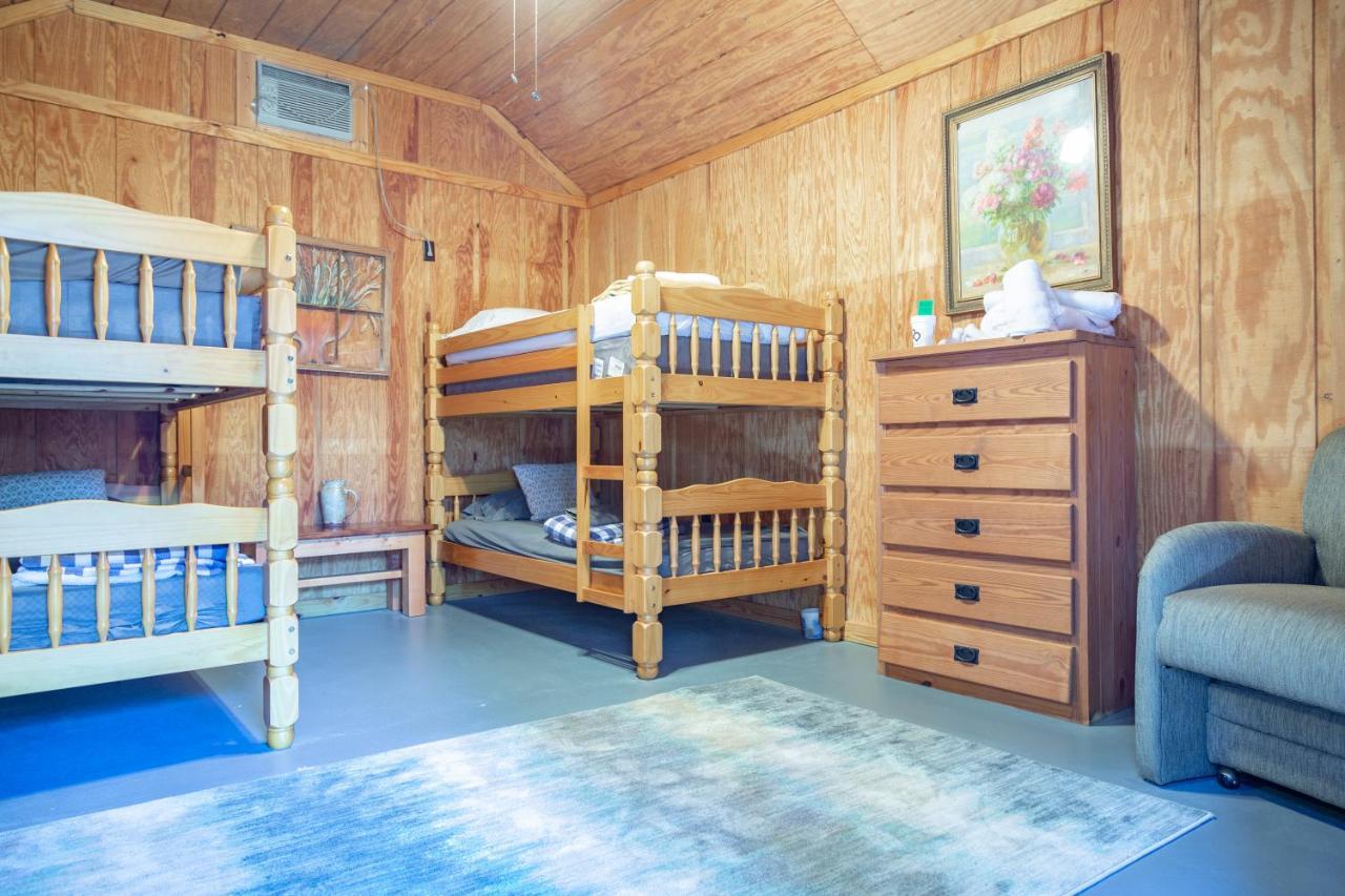 Kick Back Ranch Hotel Ramer Exterior foto