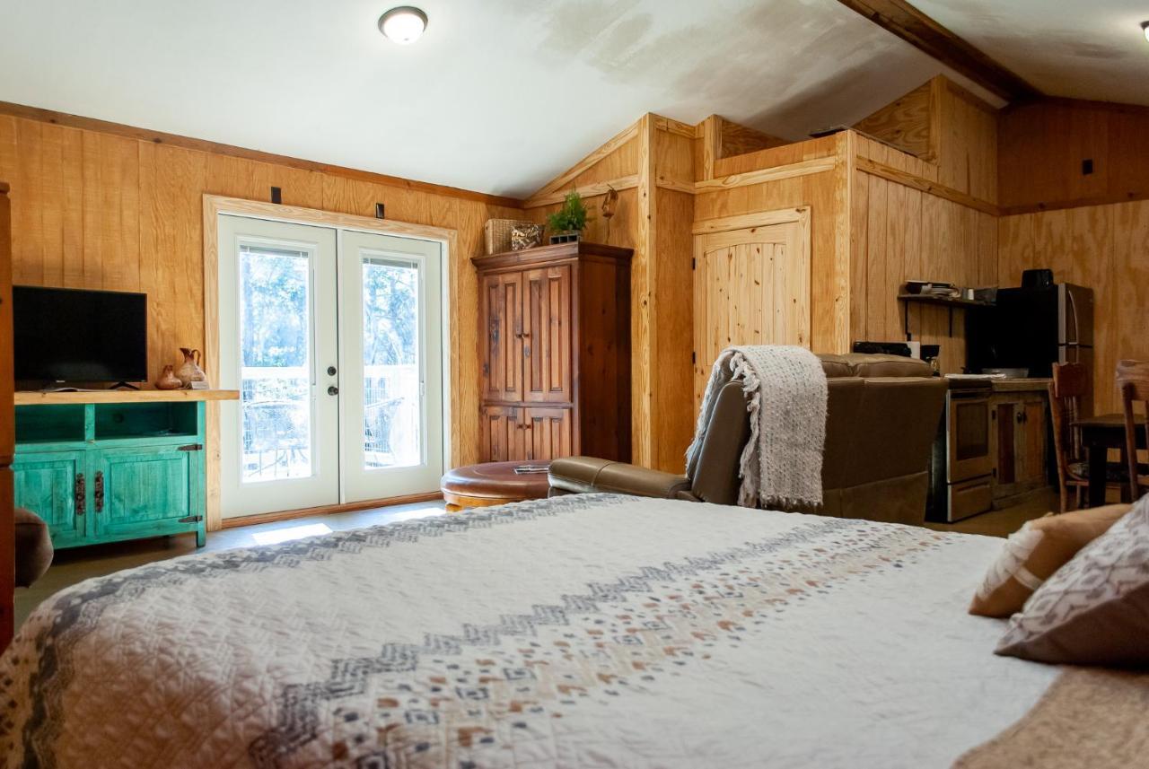 Kick Back Ranch Hotel Ramer Exterior foto