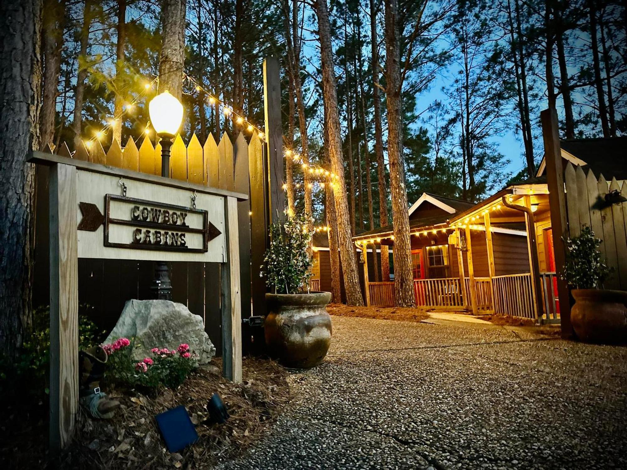 Kick Back Ranch Hotel Ramer Exterior foto